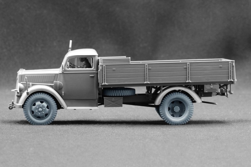 Blitz Early v1 набір деформованих коліс Italeri, Tamiya, 1/48 WW-48001W фото