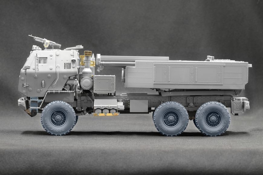 M142 Himars MV/T CTIS Ordinary Wheel Set for Foreart, 1:35