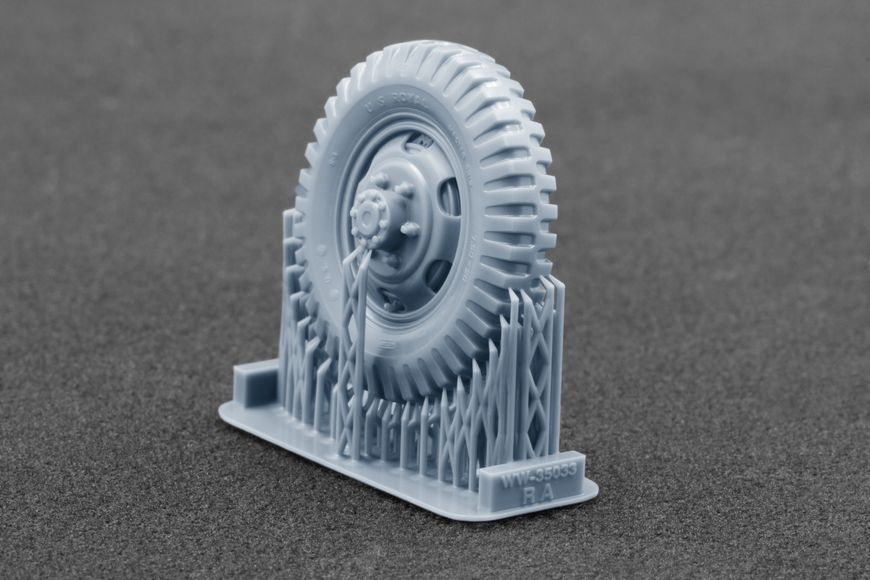 Studebaker US6 набір коліс Bar Grip для ICM, 1/35 WW-35033 фото