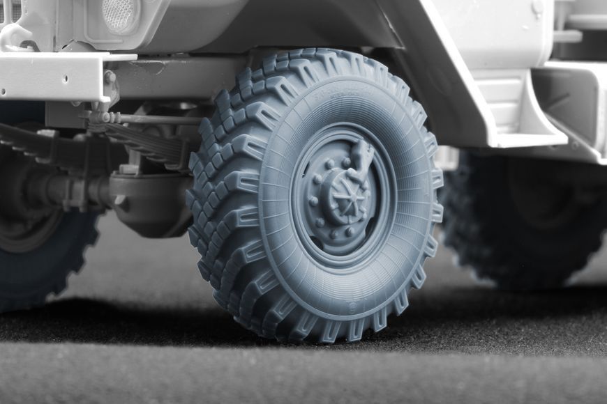 URAL-4320 OI-25 Ordinary Wheel Set for Trumpeter, 1:35