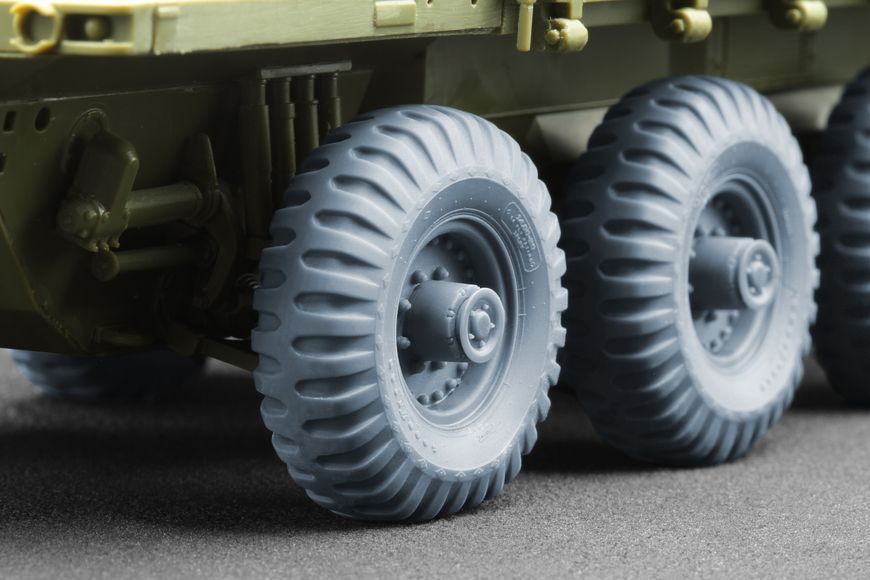 FV623 Alvis Stalwart MkII набір деформованих коліс Bar Grip для Airfix, 1/35 WM-35026W фото