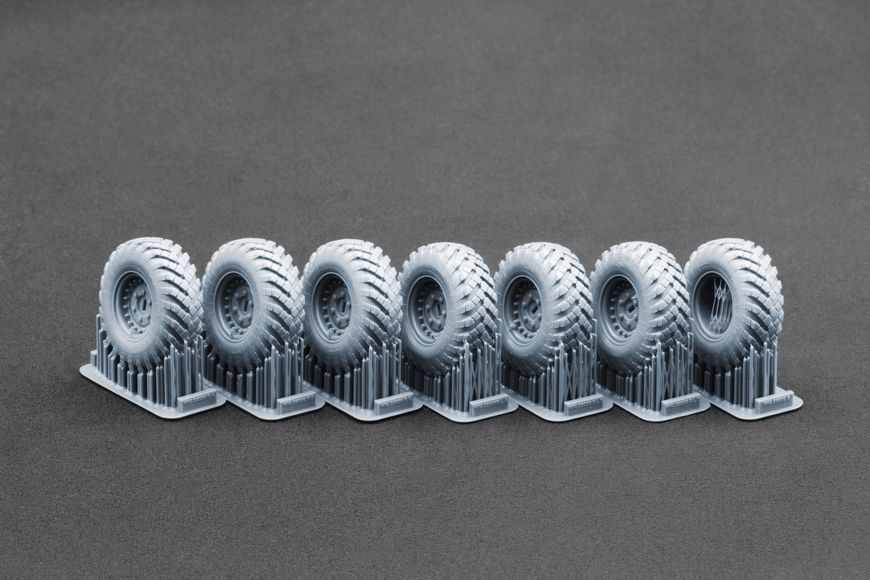 ZIL-157 K-70 Ordinary Wheel Set for Trumpeter, 1:35