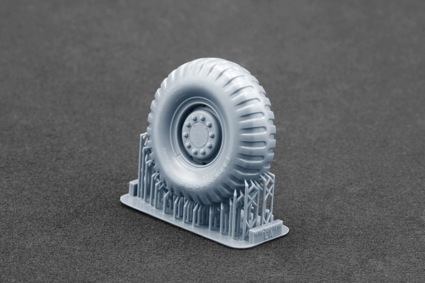 M1/M114 Late (Cold War) Ordinary and Weighted Wheel Set, 1:35
