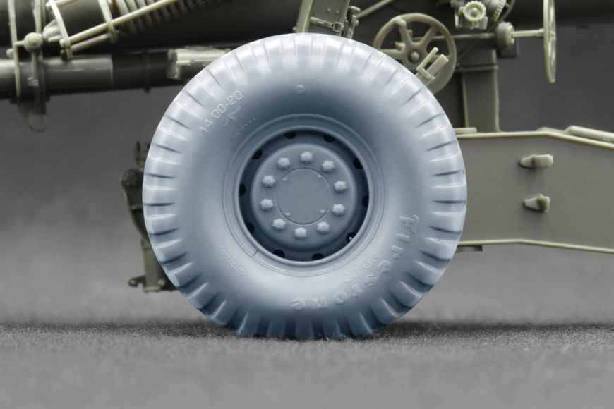 M1/M114 Late (Cold War) Ordinary and Weighted Wheel Set, 1:35
