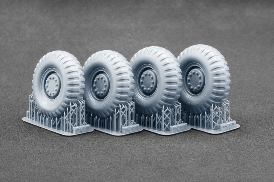 M1/M114 Late (Cold War) Ordinary and Weighted Wheel Set, 1:35
