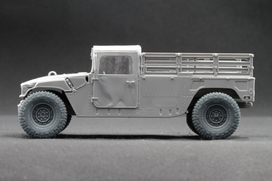 HMMWV набір коліс MT/R 24-болти для ICM, Academy, 1/35 WM-35001 фото