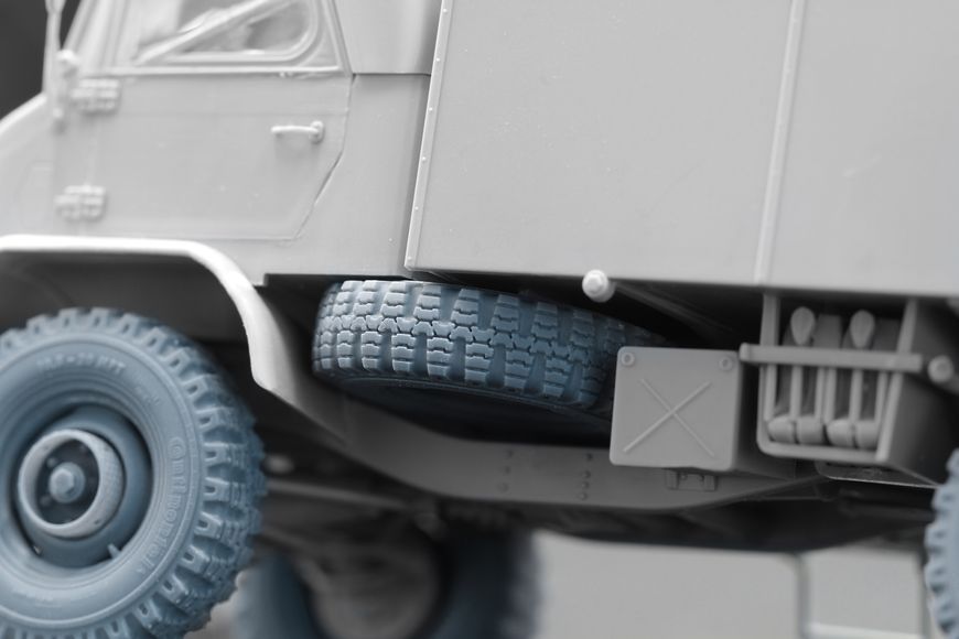Unimog S 404 набір коліс M/L для ICM, AK Interactive, 1/35 WM-35022 фото