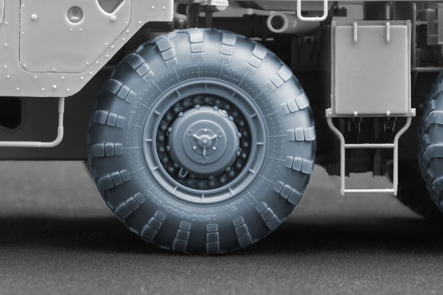 MAZ-543/MAZ-7310 V-203 Ordinary Wheel Set for Trumpeter and Meng, 1:35