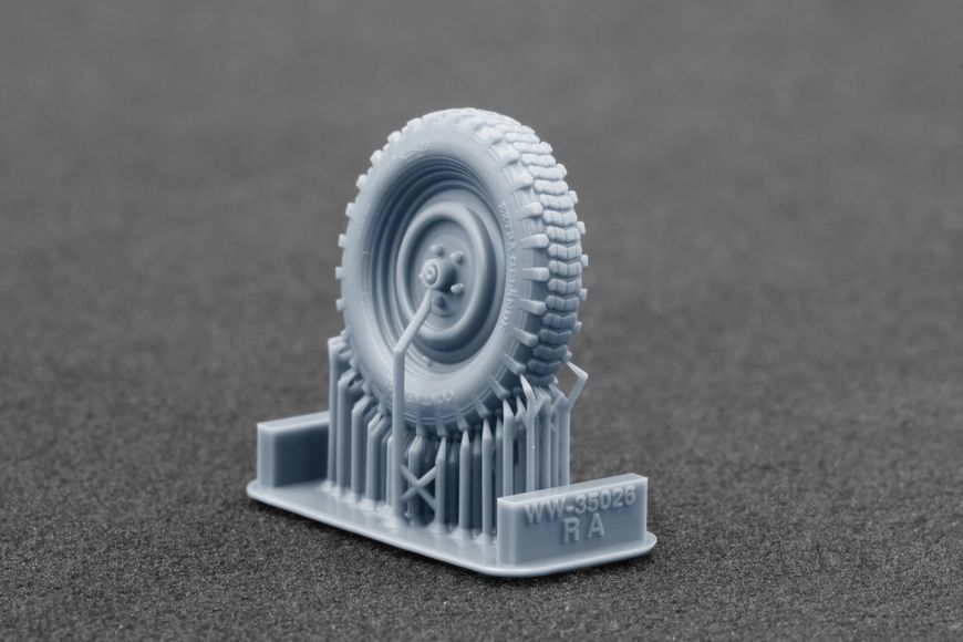 Kfz.1 Type-170 VK Gel&auml;ndereifen Ordinary Wheel Set for Miniart, 1:35