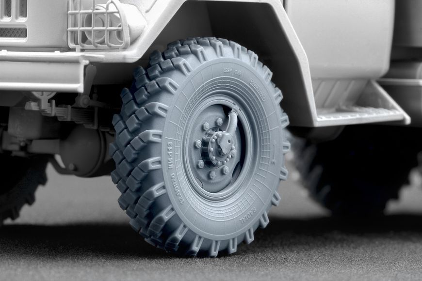 ZIL-131 KI-113 Ordinary Wheel Set for Trumpeter, 1:35
